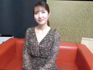 姐妹花 光头哥600块双飞 4P大乱斗